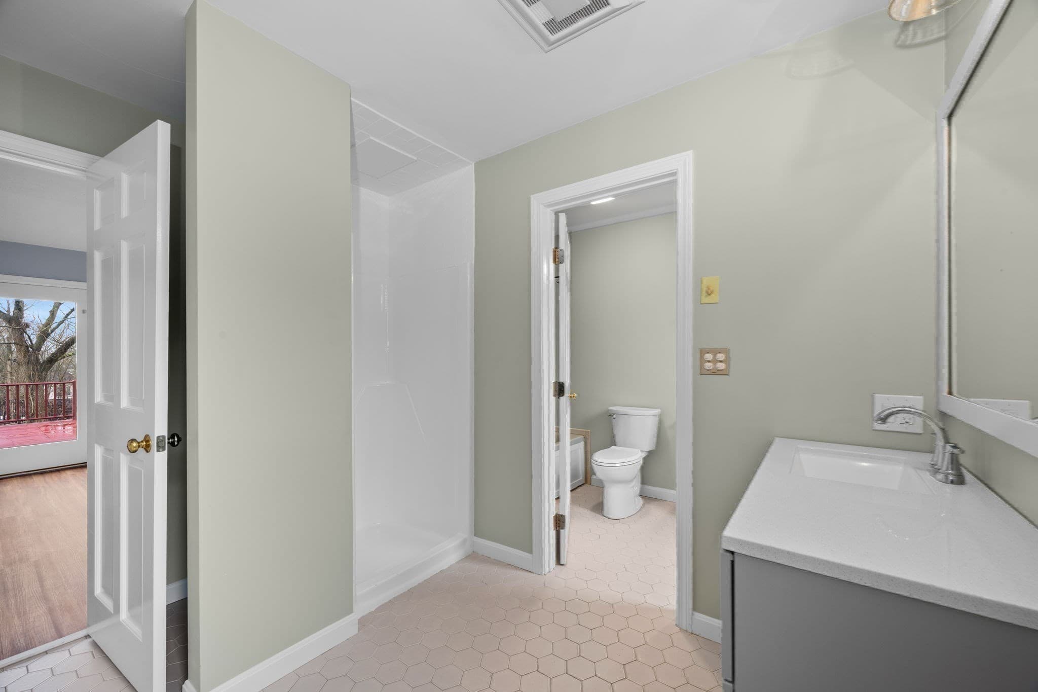 Single Family Residence at 20 Blacksmith Way, Saugus MA 01906, Saugus, photo 19 of 40
