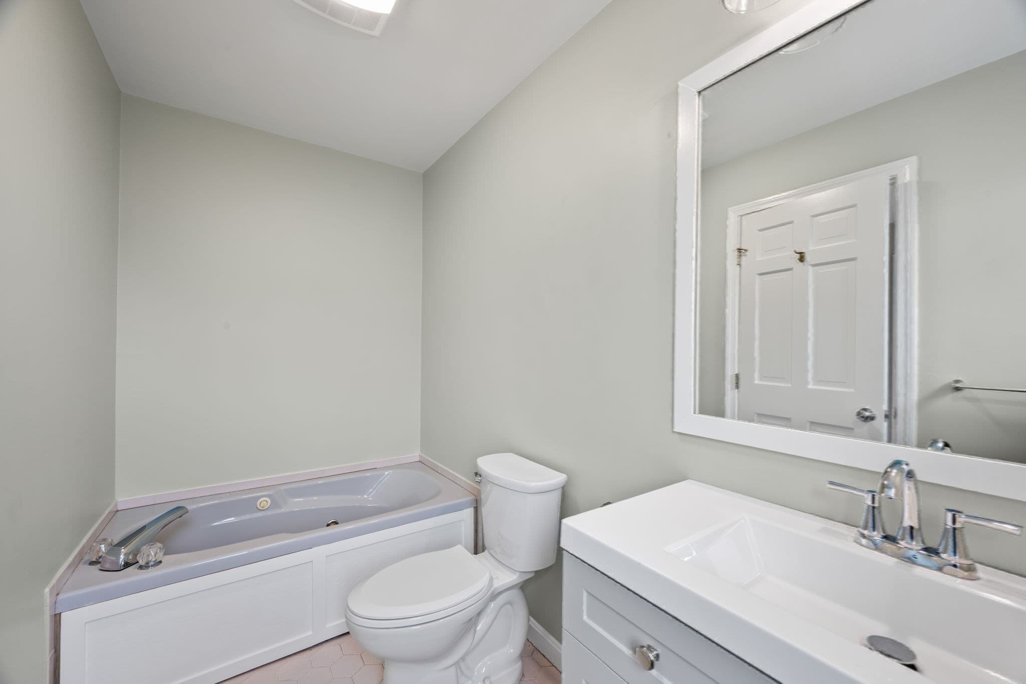 Single Family Residence at 20 Blacksmith Way, Saugus MA 01906, Saugus, photo 21 of 40