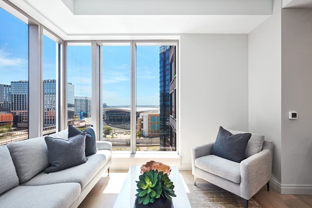 135 Seaport Blvd # 808, Boston MA 02210