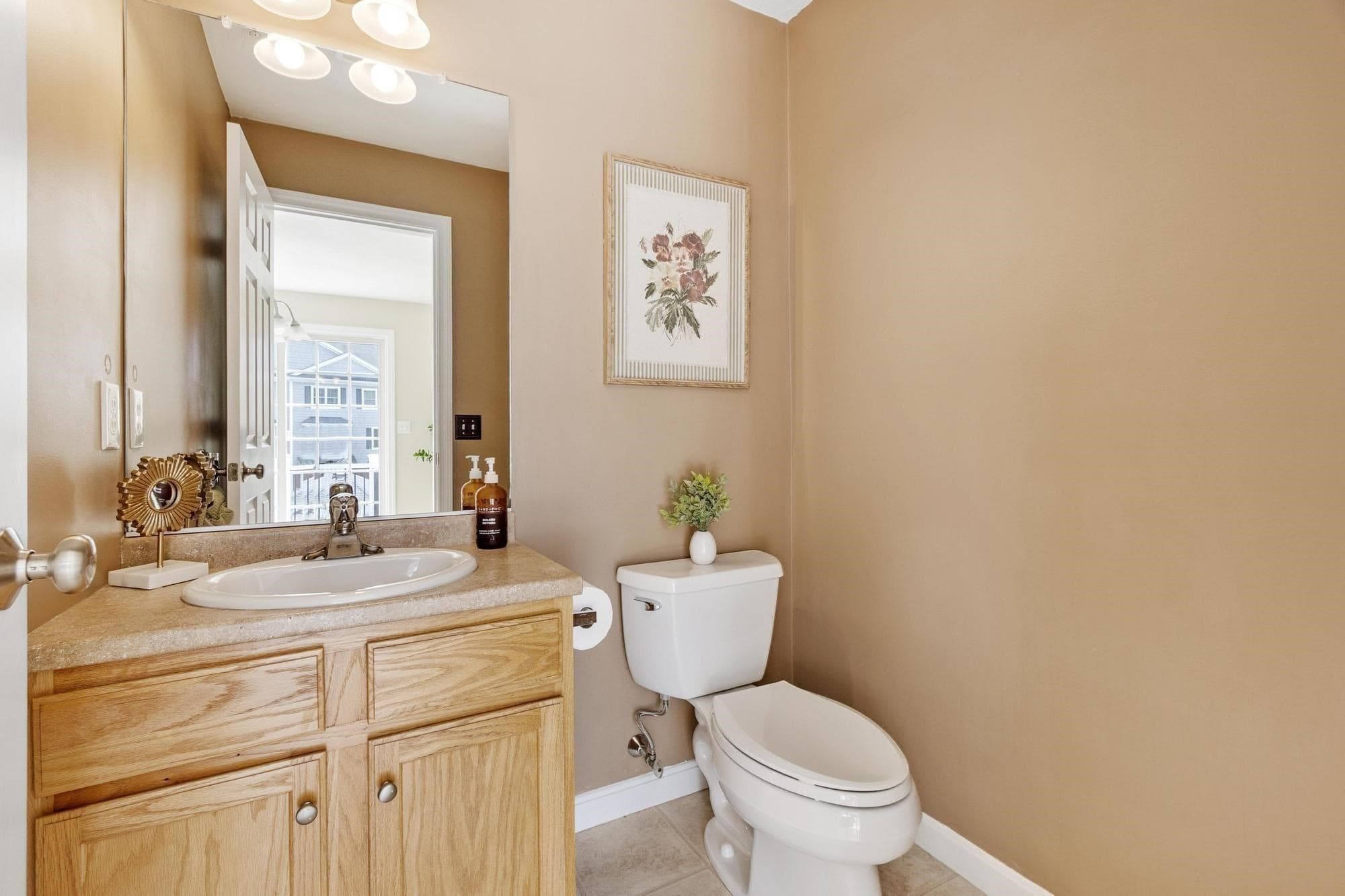 Condominium at 1975 Middlesex St # 33, Lowell MA 01851, photo 6 of 24