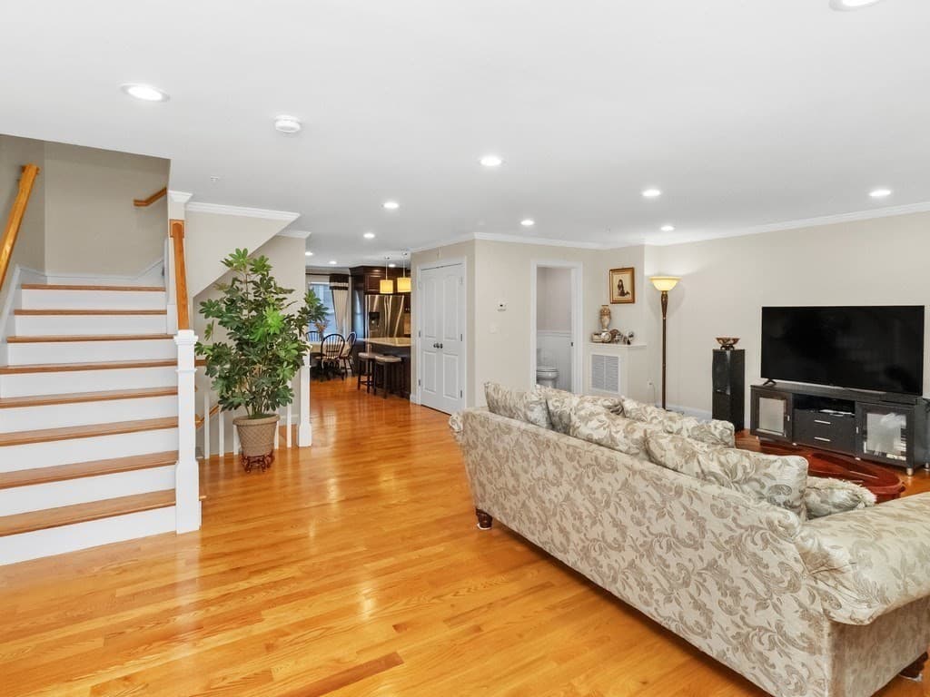 172 Bright Street # 3, Waltham MA 02453 photo 14
