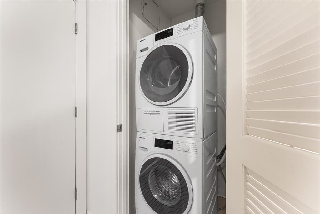 Condominium at 17 Otis St # 105, Cambridge MA 02141, Cambridge, photo 11 of 28
