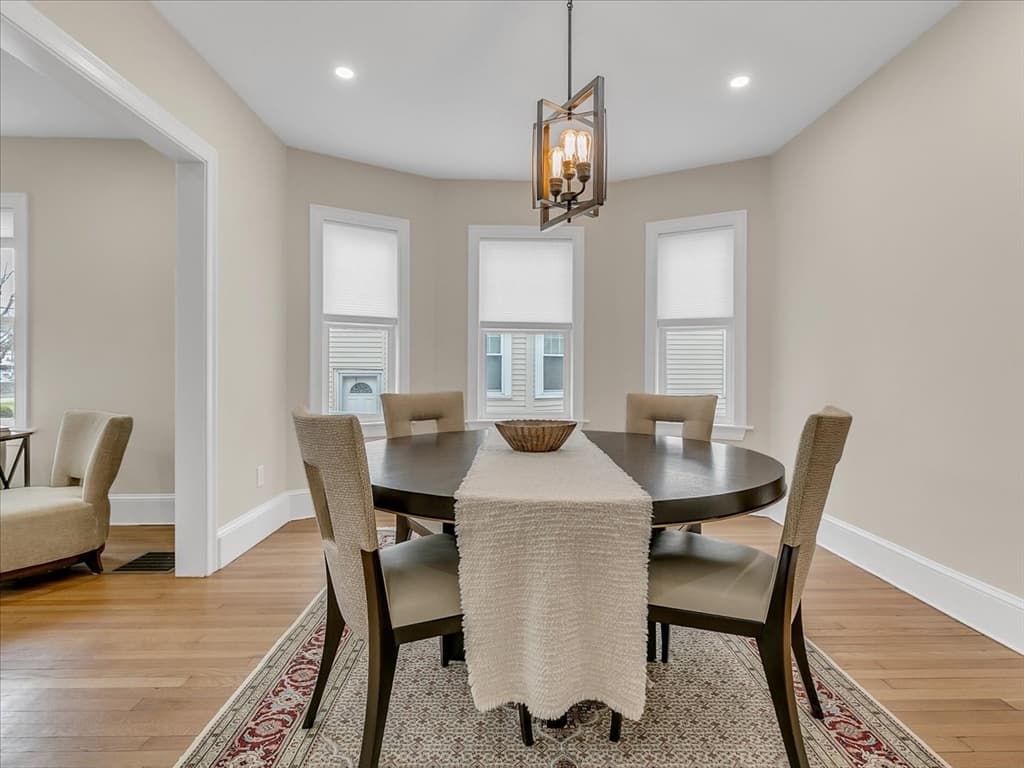 Single Family Residence at 2031 Commonwealth Ave, Newton MA 02466, photo 6 of 19