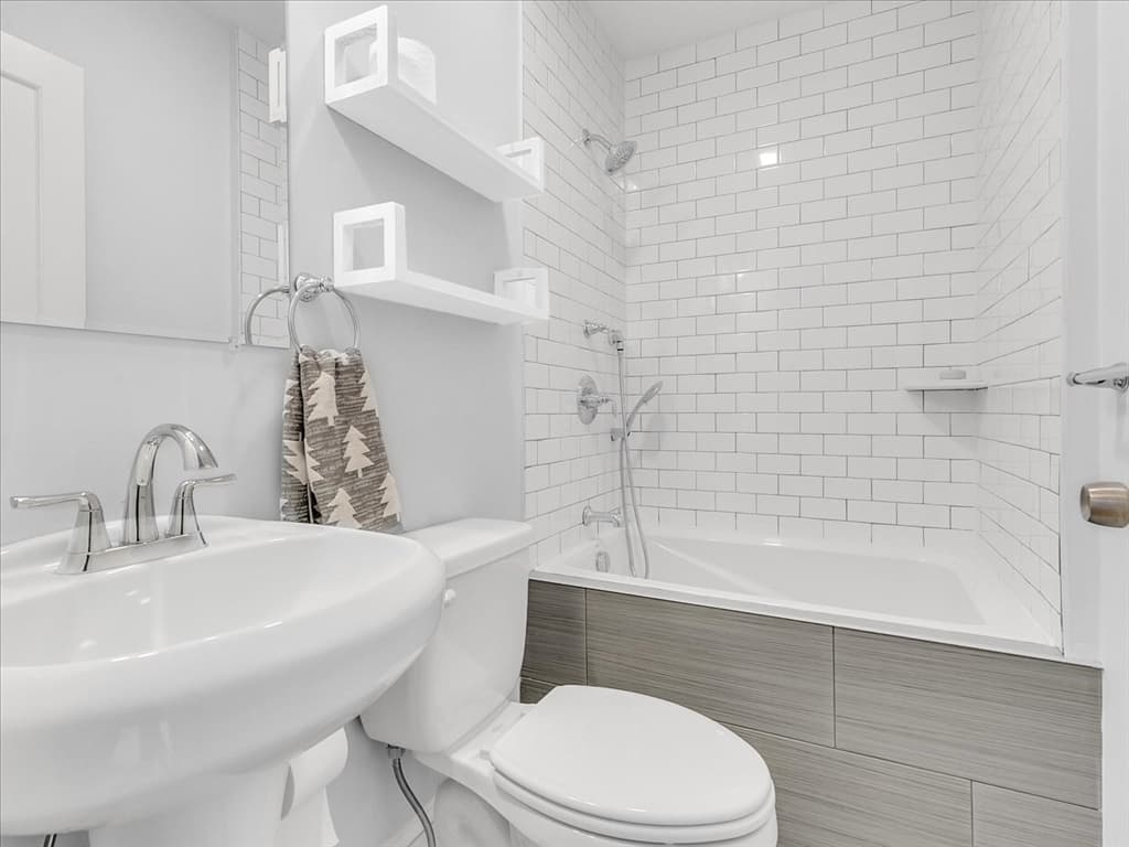 Single Family Residence at 2031 Commonwealth Ave, Newton MA 02466, photo 17 of 19