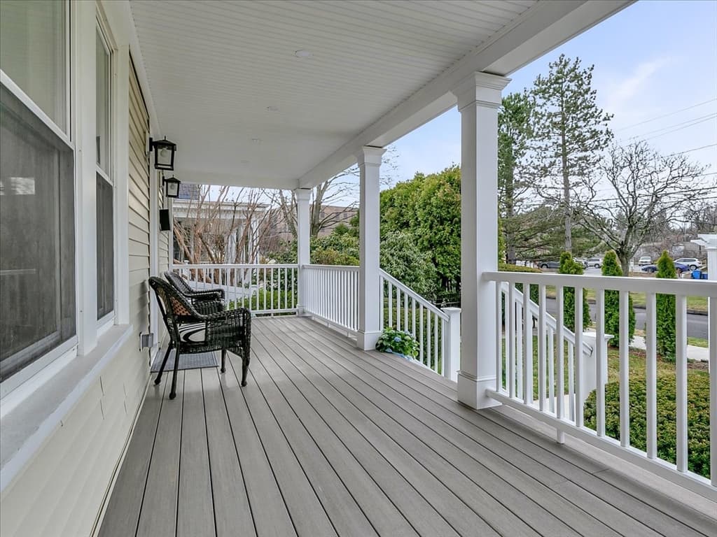 Single Family Residence at 2031 Commonwealth Ave, Newton MA 02466, photo 3 of 19