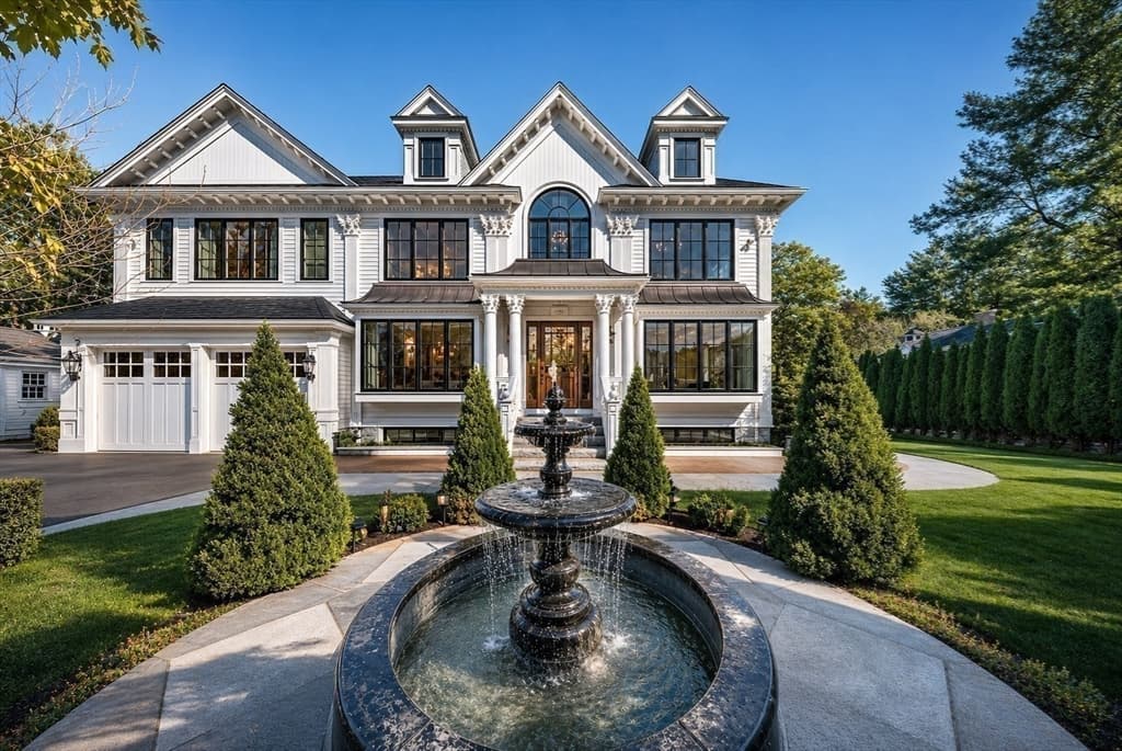 48 Marshall Rd, Wellesley MA 02482
