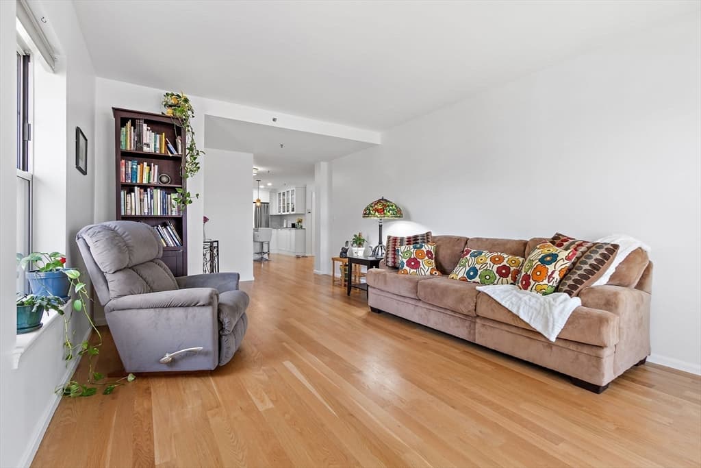300 Allston St # 416, Boston MA 02135