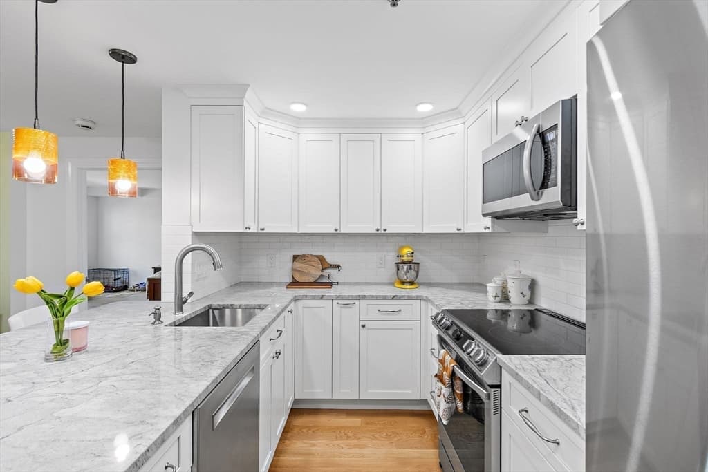 Condominium at 300 Allston St # 416, Boston MA 02135, photo 5 of 25