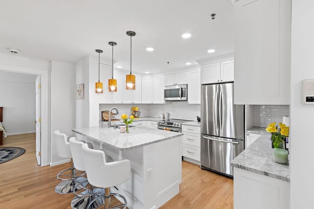 Condominium at 300 Allston St # 416, Boston MA 02135, photo 4 of 25