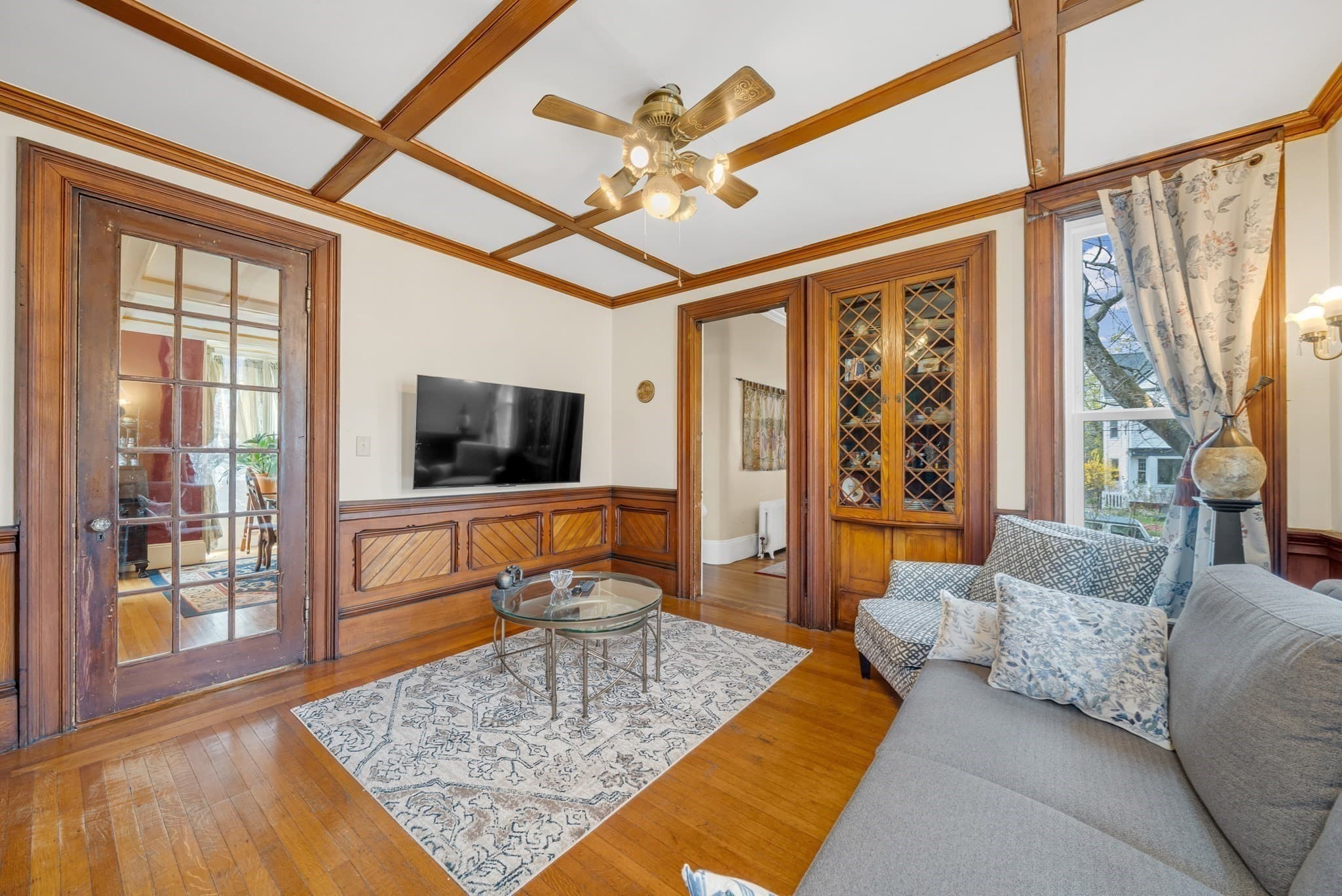 Single Family Residence at 47 Highland Ave, Haverhill MA 01830, photo 7 of 42