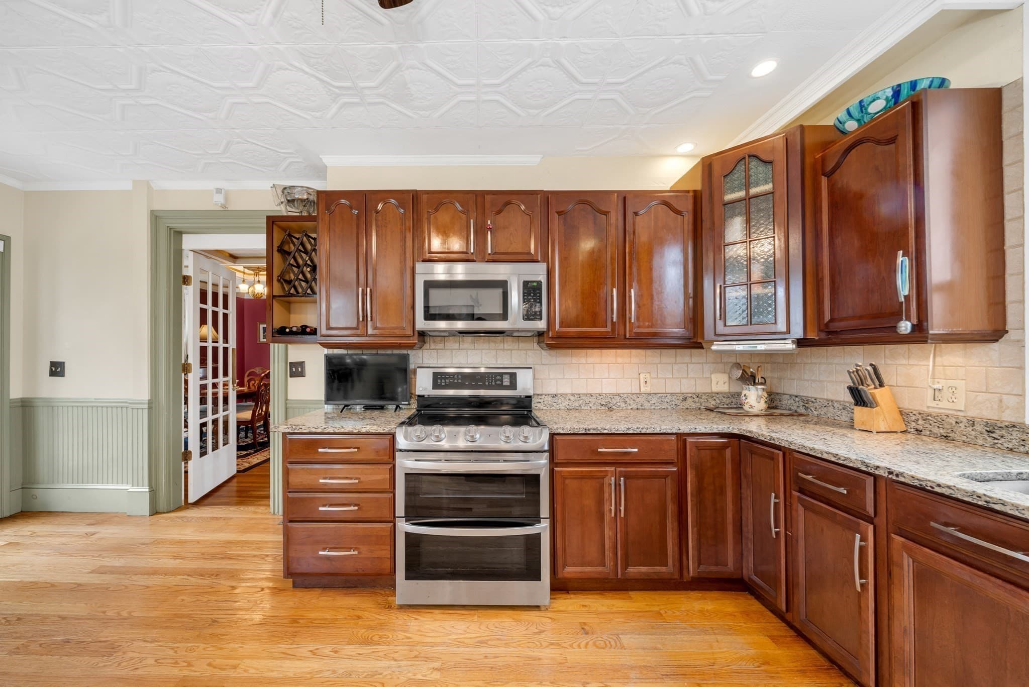 Single Family Residence at 47 Highland Ave, Haverhill MA 01830, photo 11 of 42