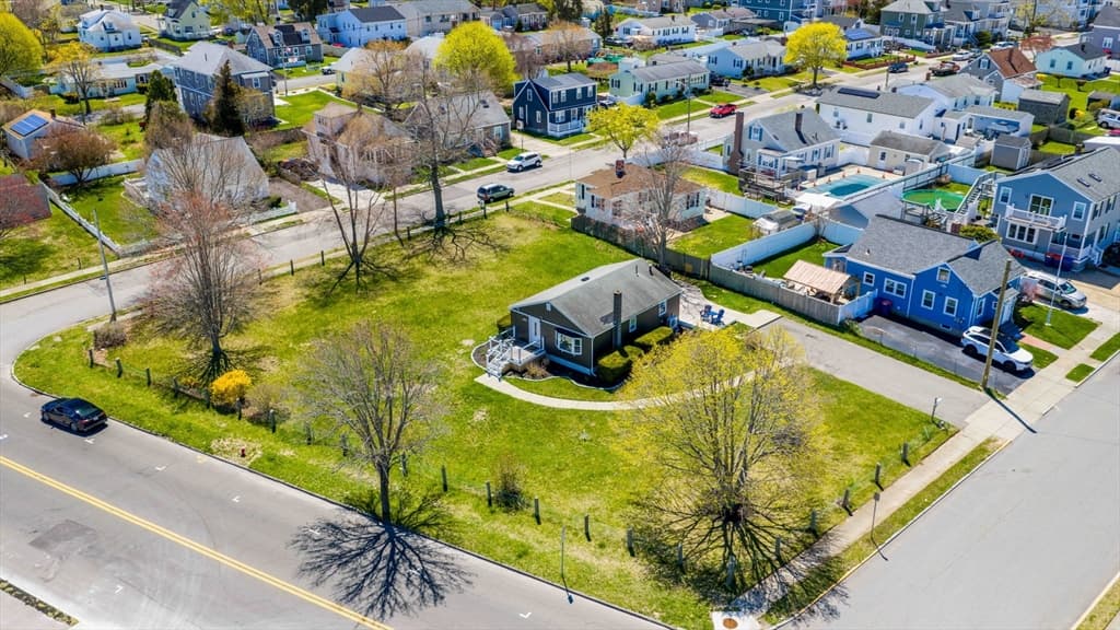 Single Family Residence at 1501 E Rodney French Blvd, New Bedford MA 02744, New Bedford, photo 32 of 32