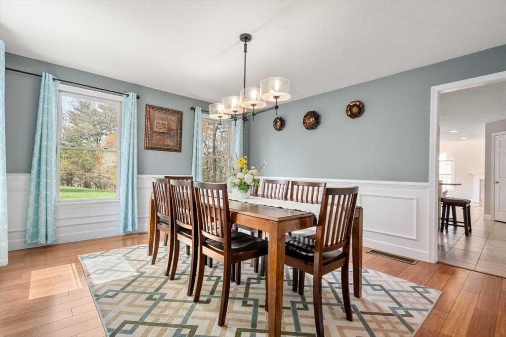 Single Family Residence at 16 Heather Lane, Southborough MA 01772, Southborough, photo 13 of 40