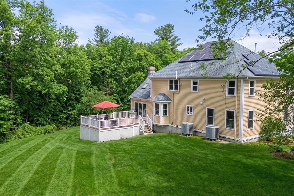 Single Family Residence at 16 Heather Lane, Southborough MA 01772, Southborough, photo 7 of 40