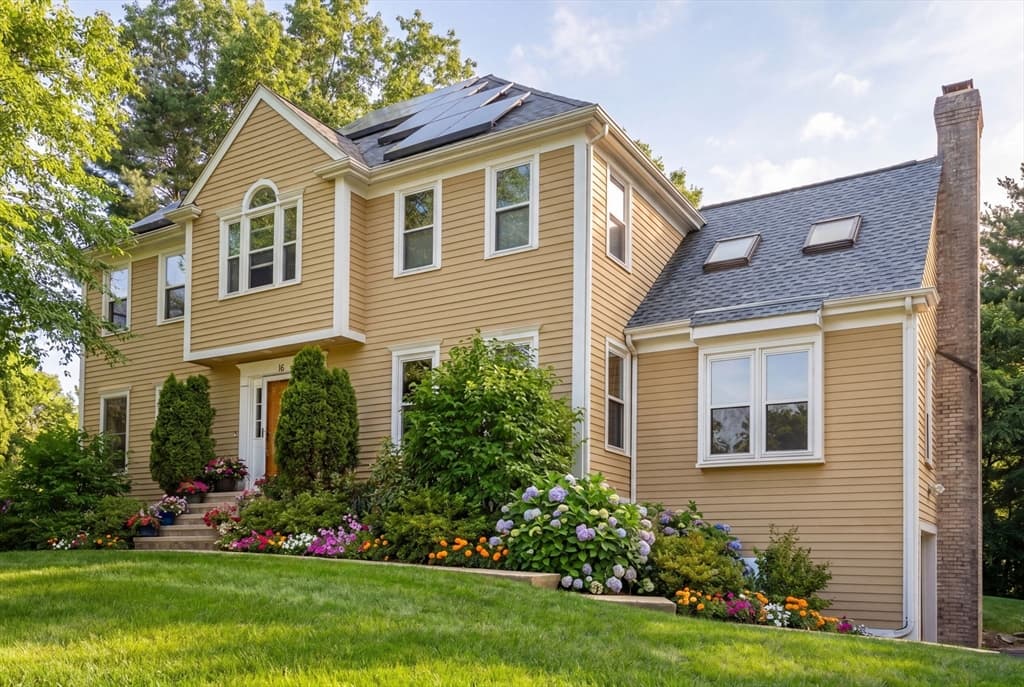 Single Family Residence at 16 Heather Lane, Southborough MA 01772, Southborough, photo 3 of 40