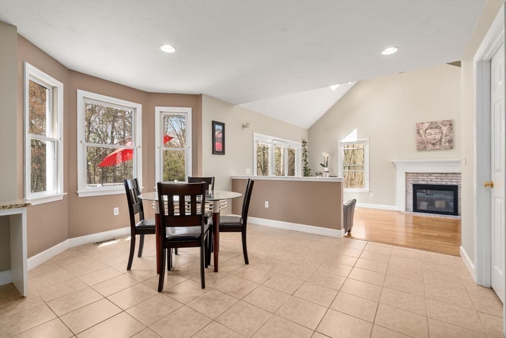 Single Family Residence at 16 Heather Lane, Southborough MA 01772, Southborough, photo 19 of 40