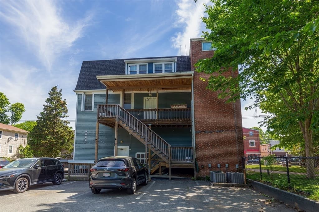 Condominium at 310 Court St # 2, Plymouth MA 02360, Plymouth, photo 11 of 17