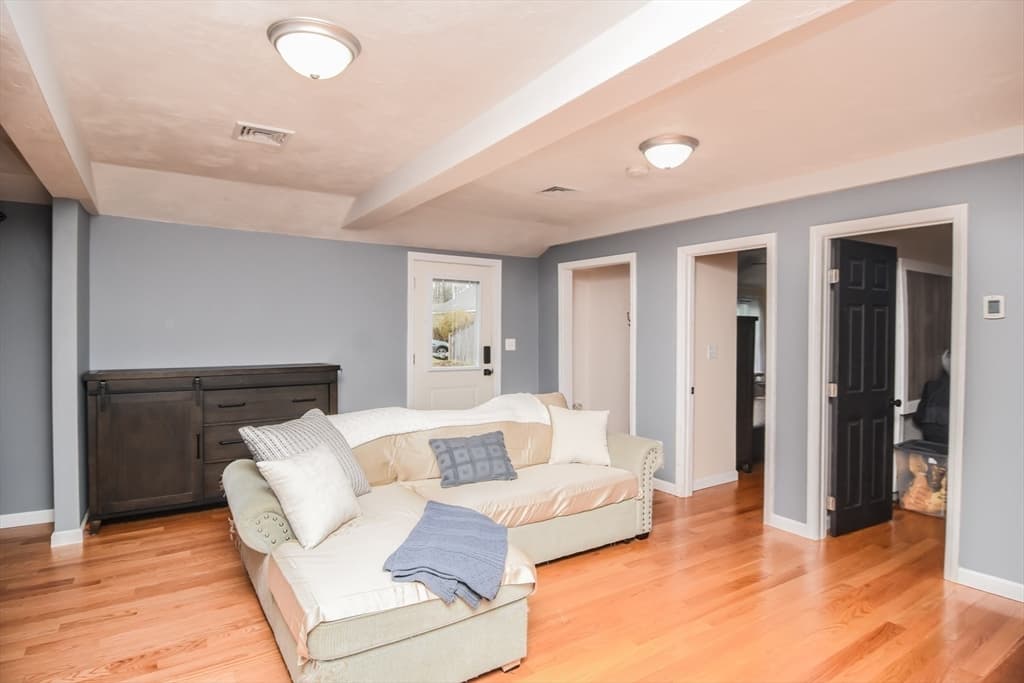Single Family Residence at 51 Richardson Ave, Dracut MA 01826, photo 9 of 24