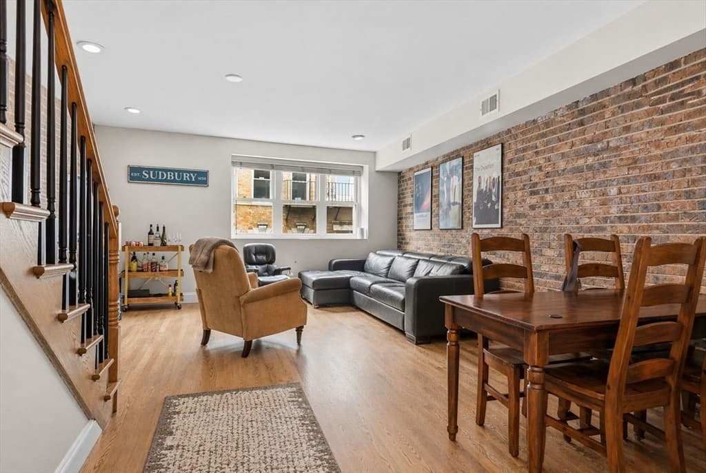 Condominium at 159 Salem # 4, Boston MA 02113, photo 2 of 26