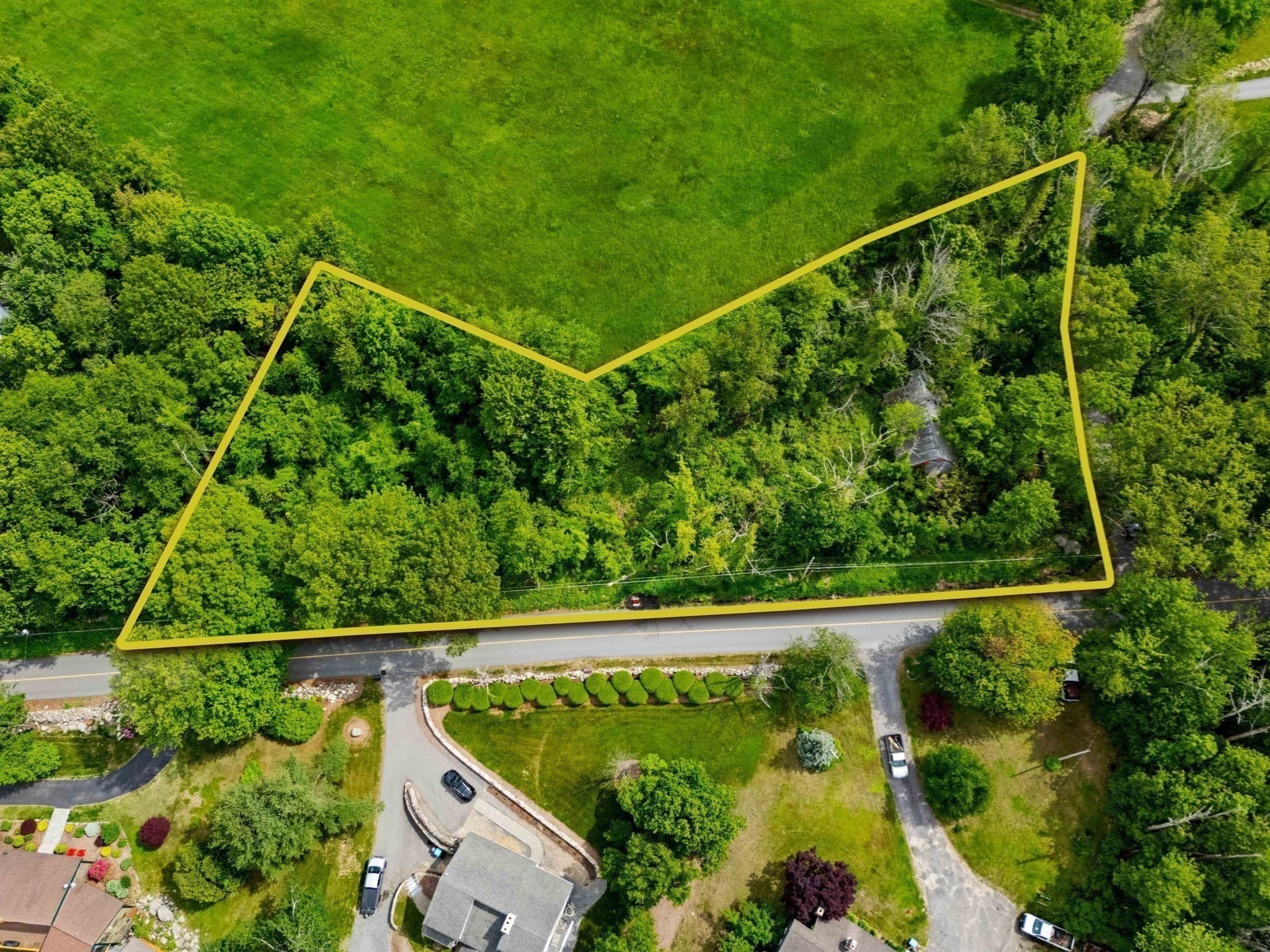 Residential at 223 Justice Hill Road, Sterling MA 01564, photo 7 of 12