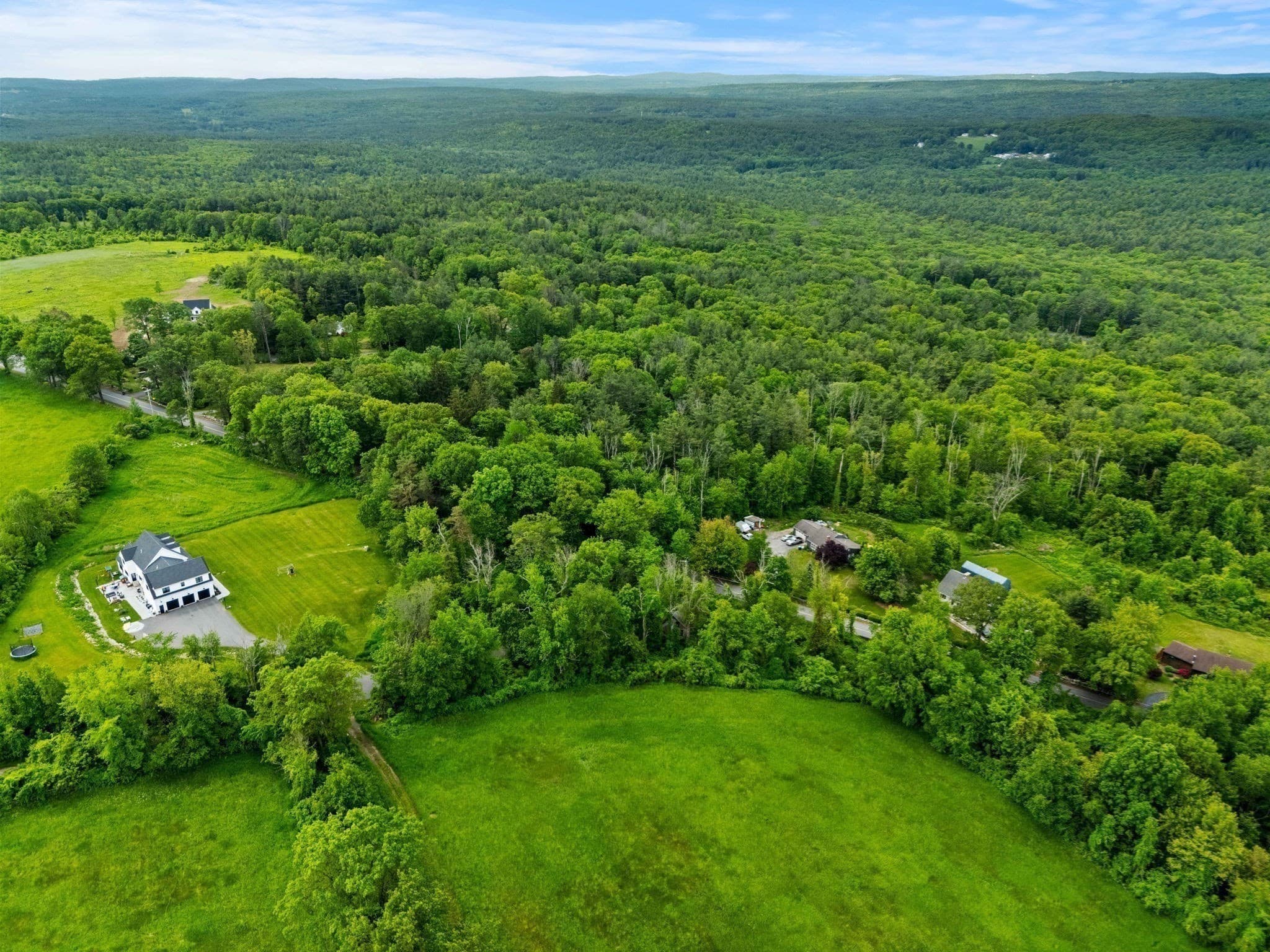 Residential at 223 Justice Hill Road, Sterling MA 01564, photo 9 of 12