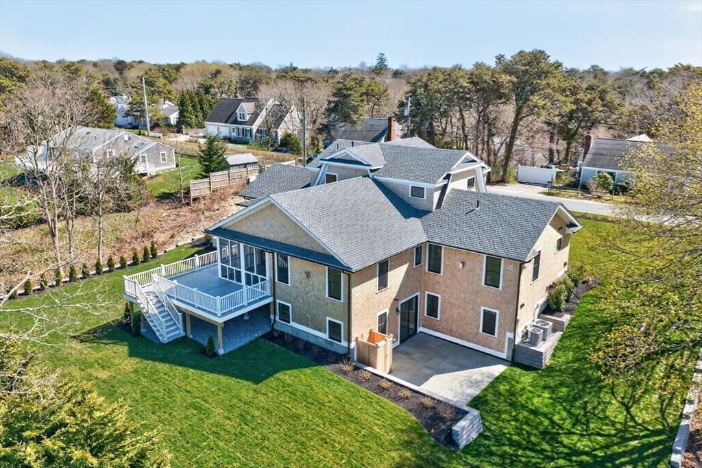 Single Family Residence at 83 Old Mail Rd, Chatham MA 02650, Chatham, photo 6 of 39