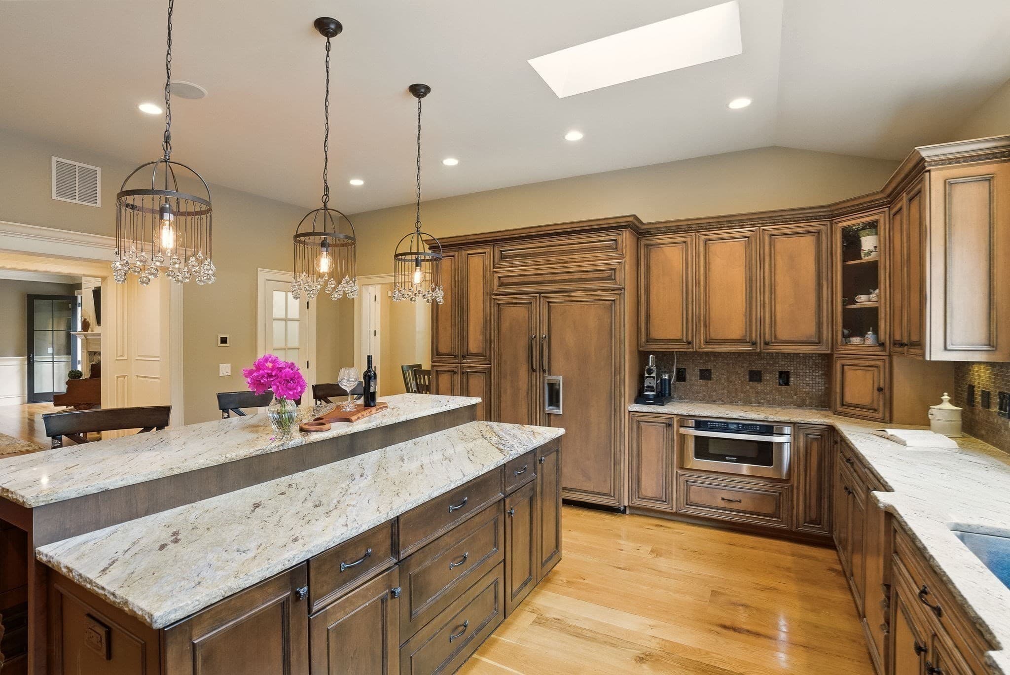 Single Family Residence at 4 Abbott Ln, Bedford MA 01730, photo 7 of 42