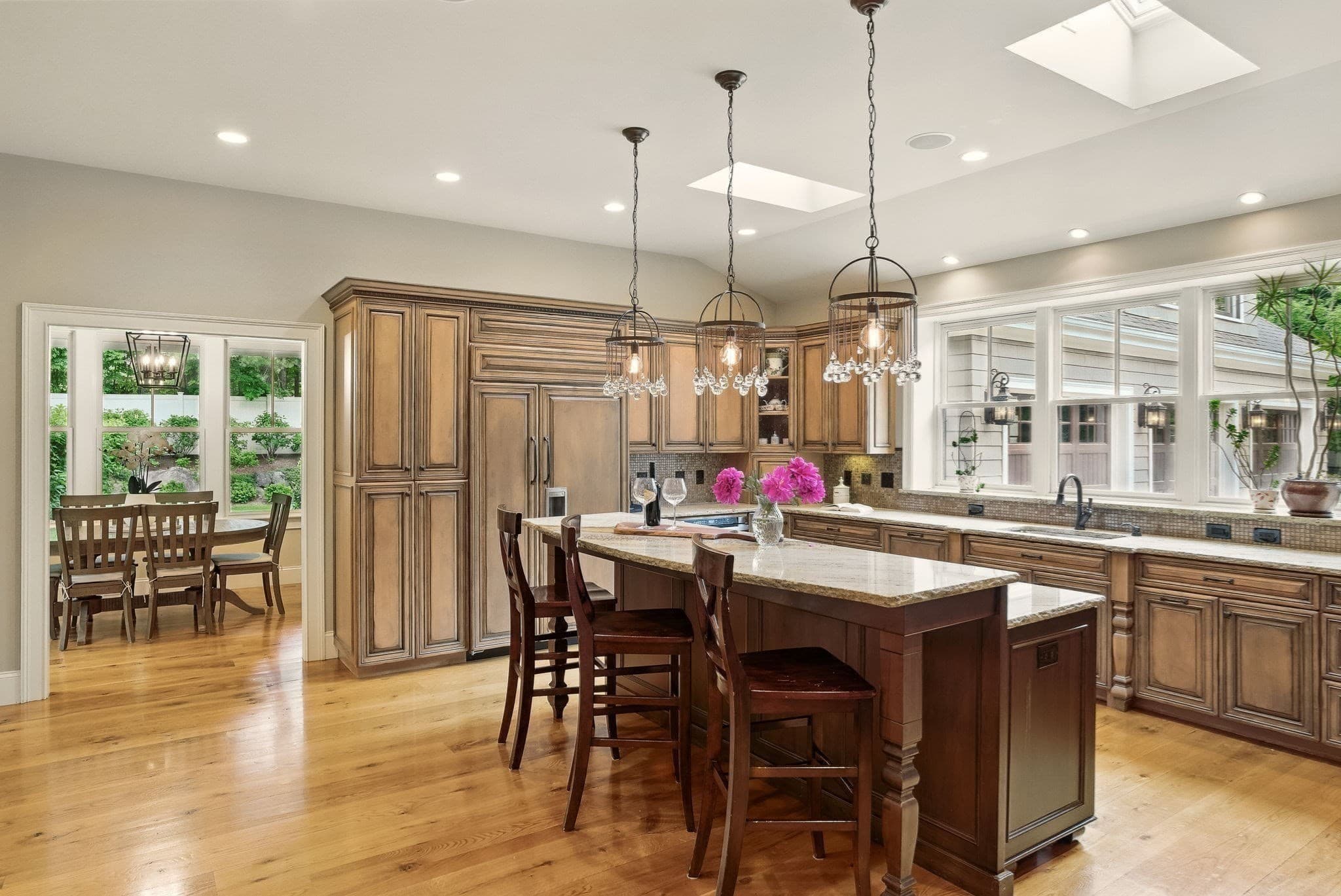 Single Family Residence at 4 Abbott Ln, Bedford MA 01730, photo 5 of 42