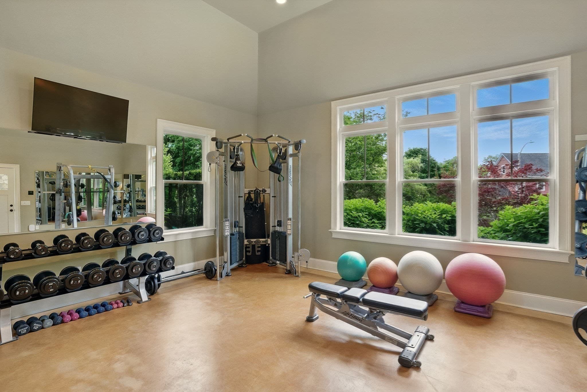 Single Family Residence at 4 Abbott Ln, Bedford MA 01730, photo 31 of 42