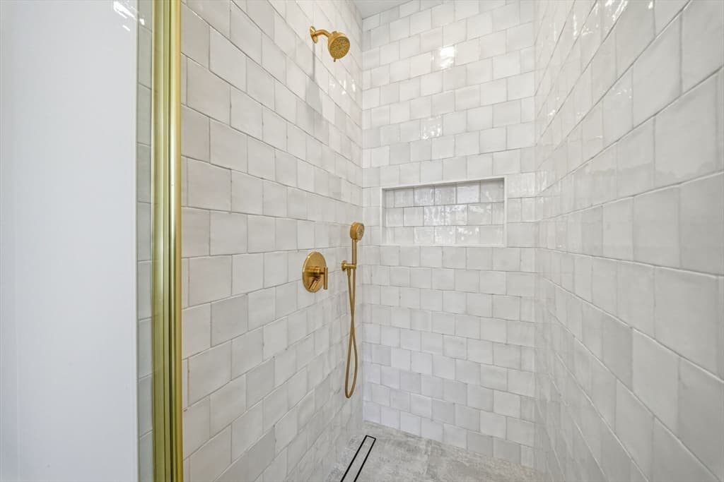 Single Family Residence at 28 Chandler Pl, Newton MA 02464, photo 22 of 31