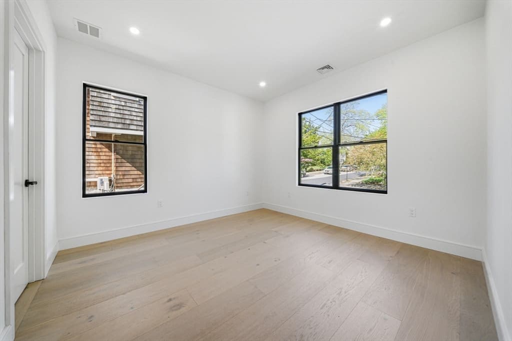 Single Family Residence at 28 Chandler Pl, Newton MA 02464, photo 20 of 31