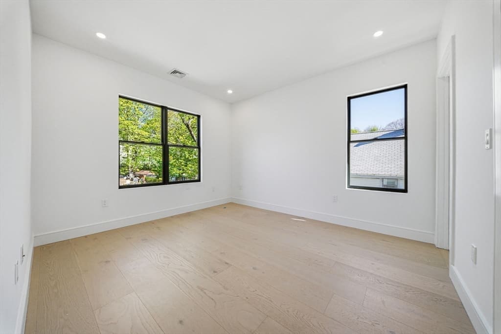 Single Family Residence at 28 Chandler Pl, Newton MA 02464, photo 18 of 31