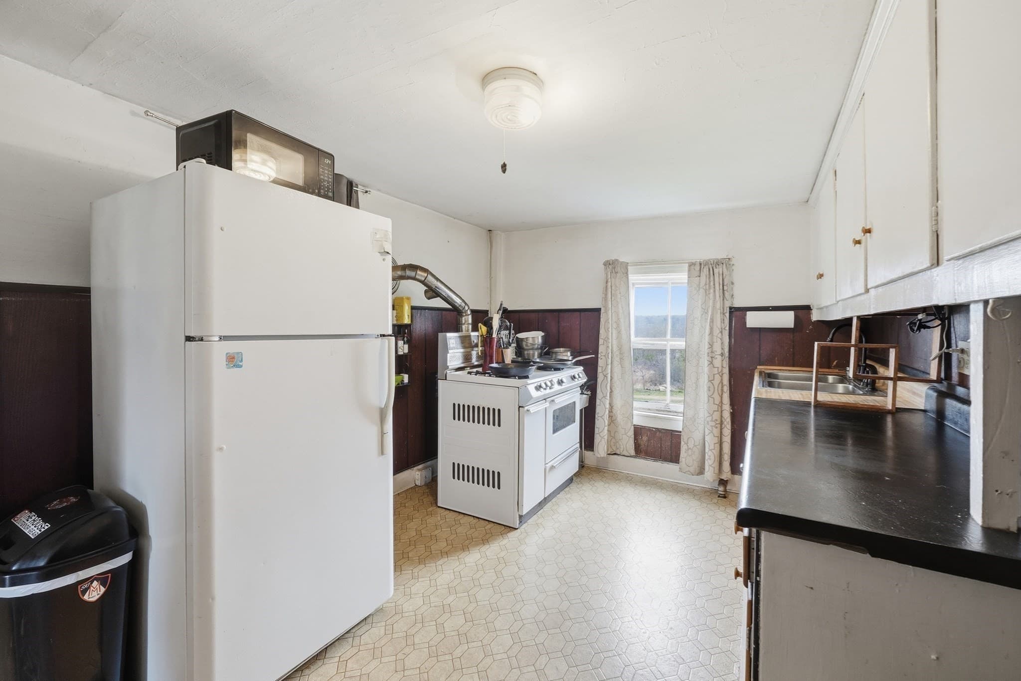Single Family Residence at 16 Main St, Brookfield MA 01506, Brookfield, photo 25 of 42