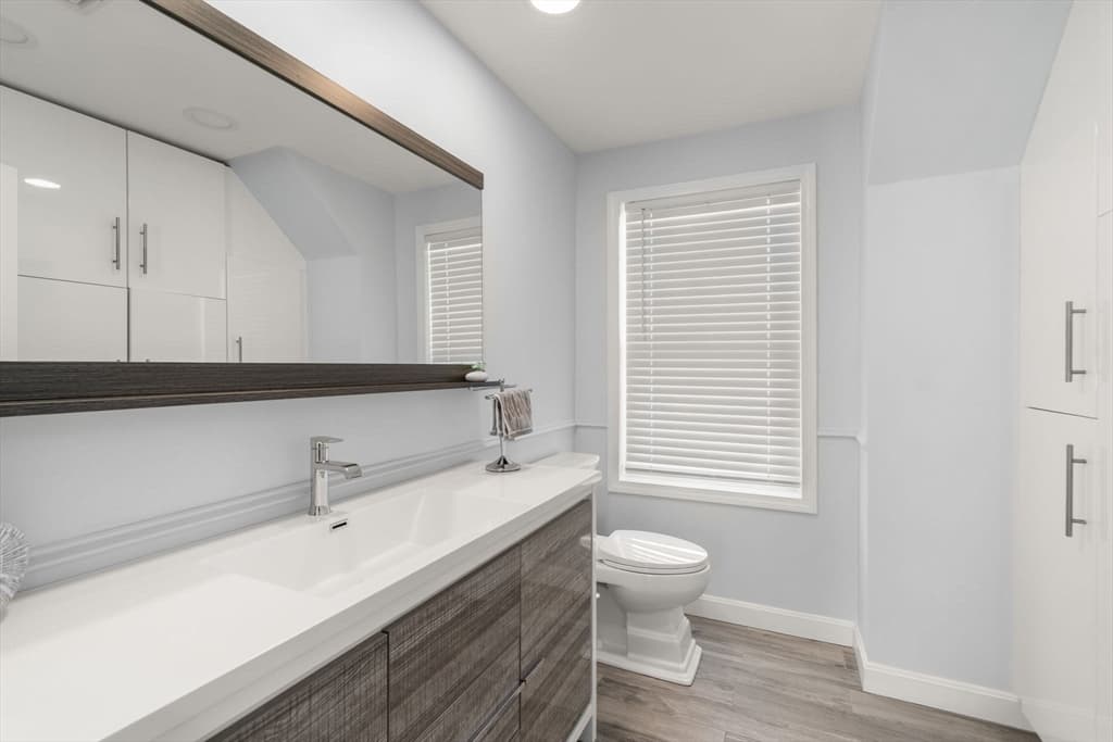 Single Family Residence at 581 California St, Newton MA 02460, photo 10 of 33
