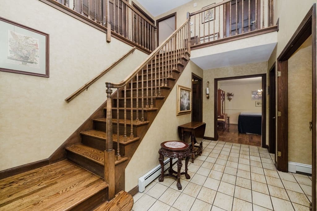 Single Family Residence at 191 Fairway Drive, Seekonk MA 02771, photo 27 of 41