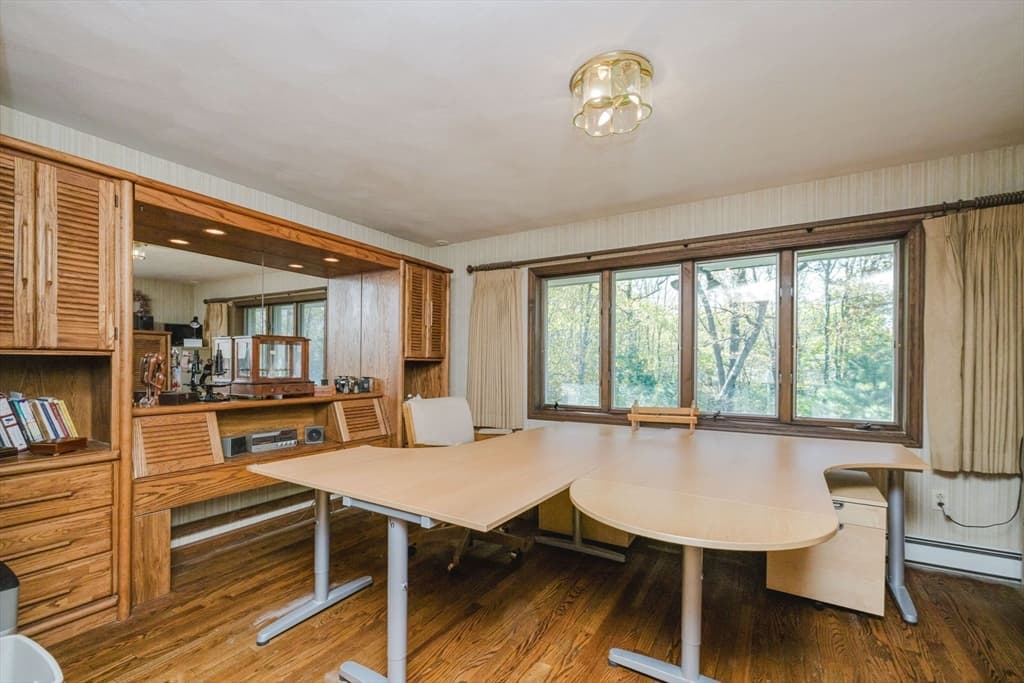 Single Family Residence at 191 Fairway Drive, Seekonk MA 02771, photo 20 of 41