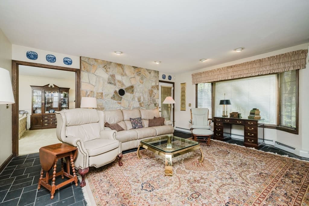 Single Family Residence at 191 Fairway Drive, Seekonk MA 02771, photo 11 of 41