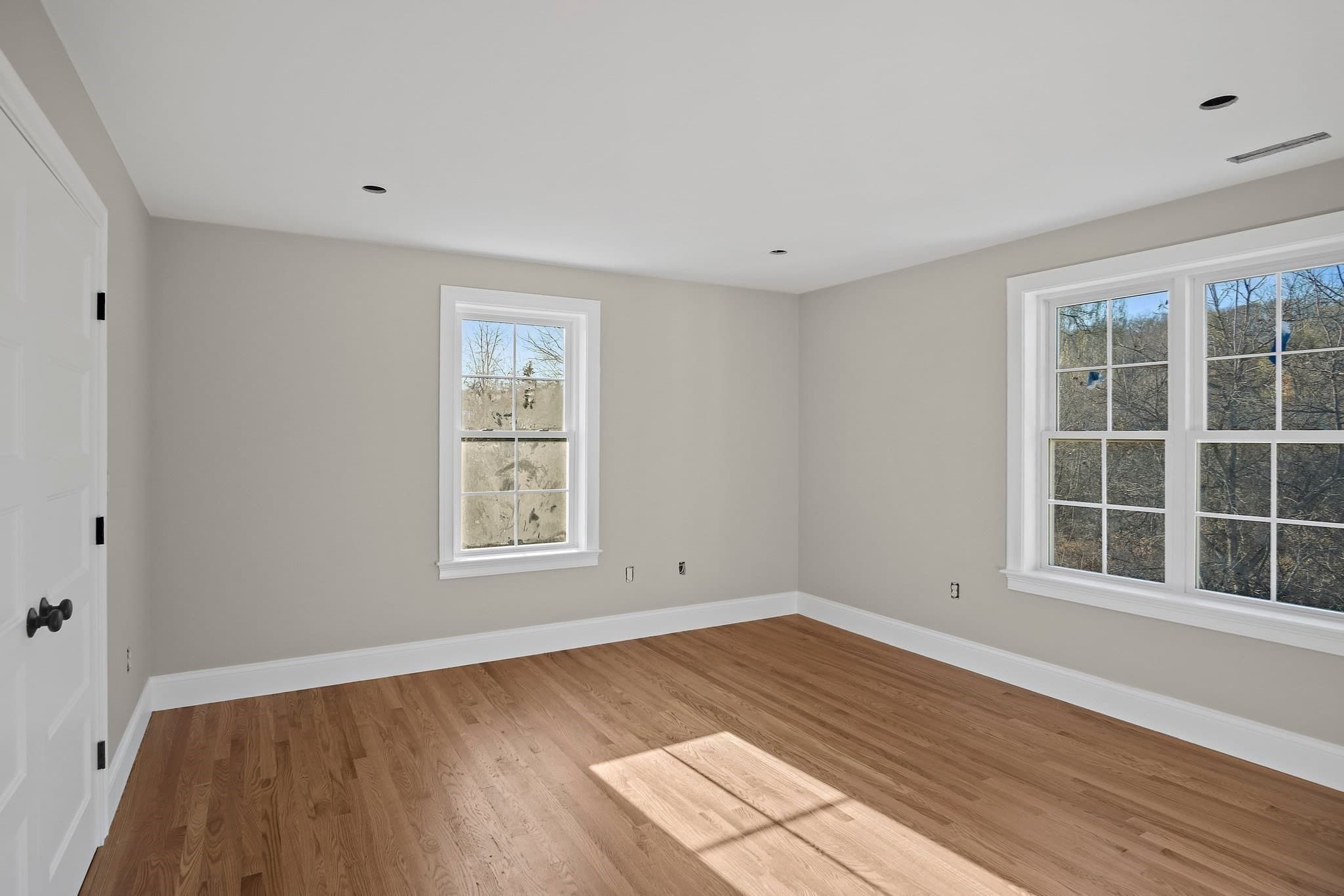 Single Family Residence at 23 Day Cir, Woburn MA 01801, Woburn, photo 20 of 30