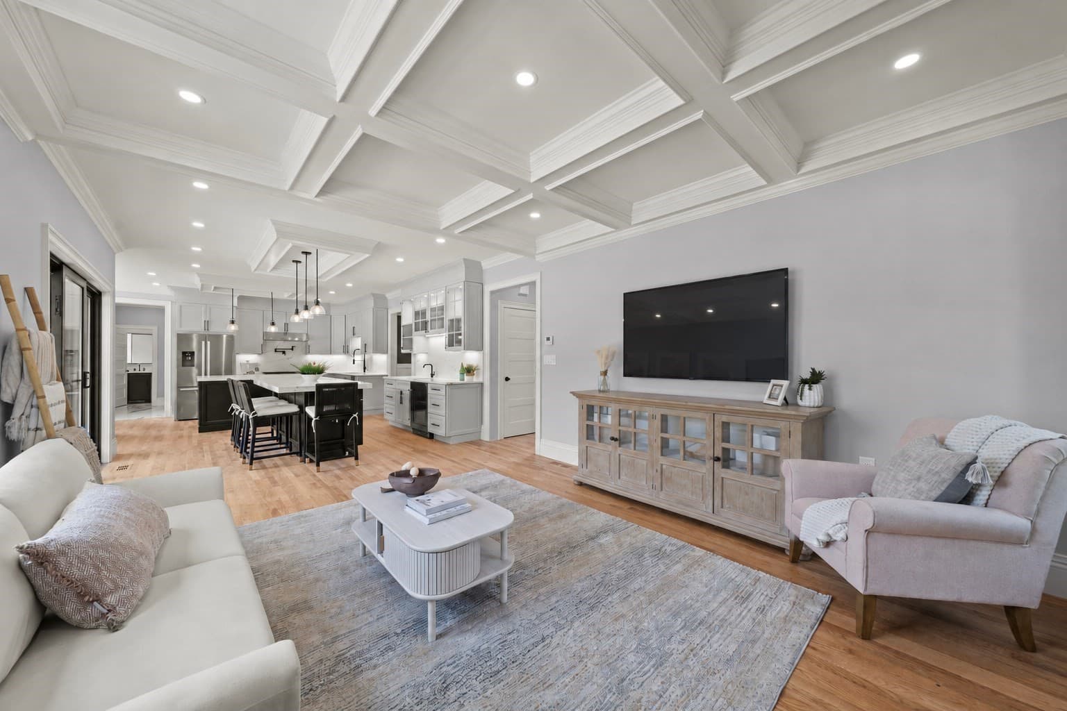 Single Family Residence at 23 Day Cir, Woburn MA 01801, Woburn, photo 14 of 30