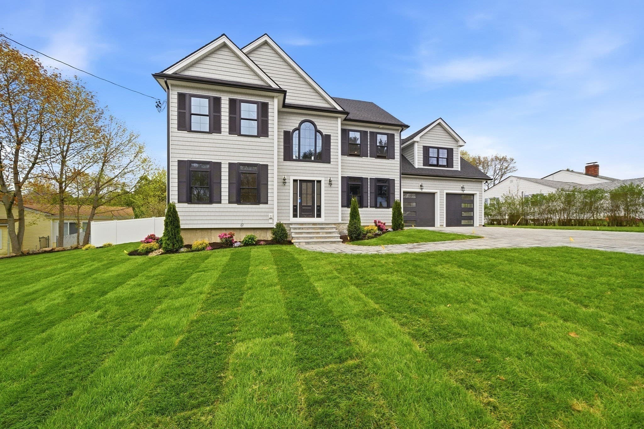Single Family Residence at 23 Day Cir, Woburn MA 01801, Woburn, photo 4 of 30