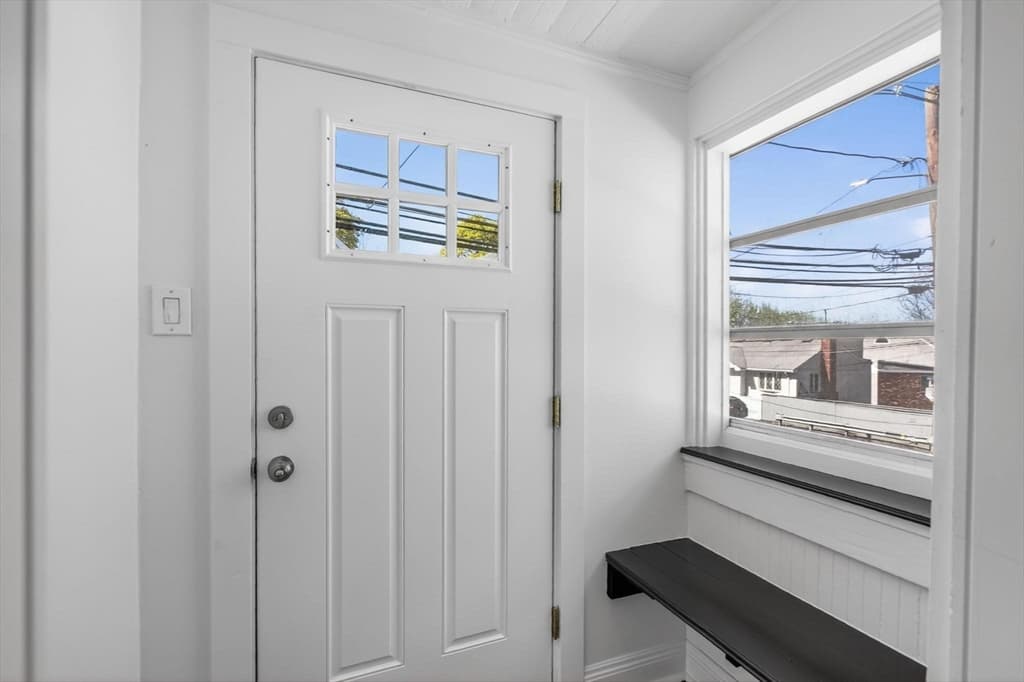 39 Ash Ave, Somerville MA 02145 photo 8