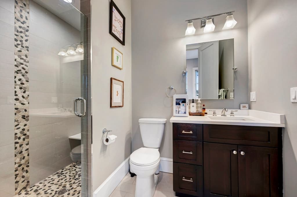 Condominium at 480-482 East 4th Street # 4, Boston MA 02127, photo 10 of 21