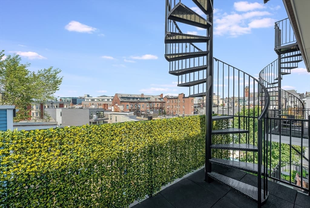 Condominium at 480-482 East 4th Street # 4, Boston MA 02127, photo 15 of 21