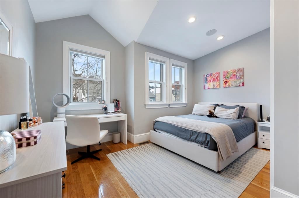 Condominium at 480-482 East 4th Street # 4, Boston MA 02127, photo 11 of 21