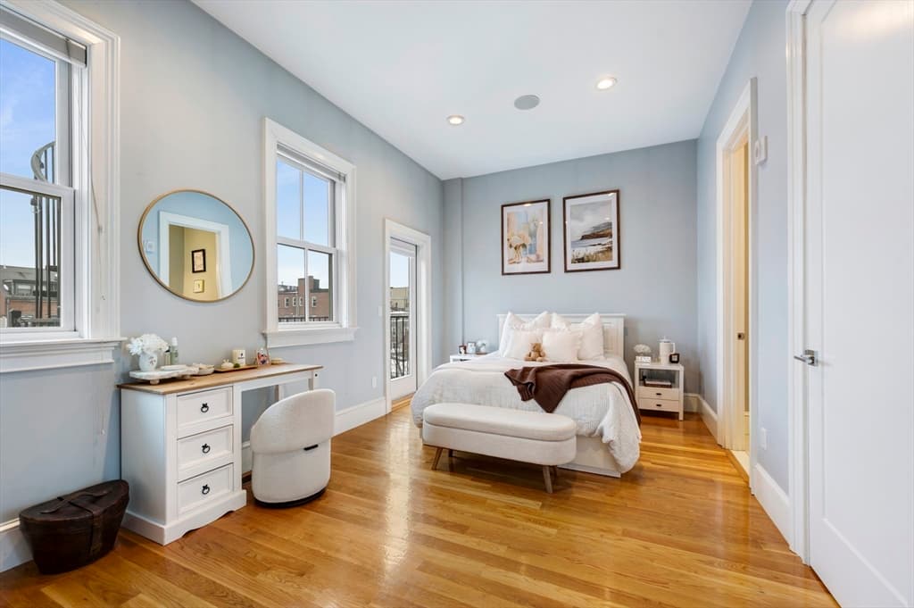 Condominium at 480-482 East 4th Street # 4, Boston MA 02127, photo 8 of 21