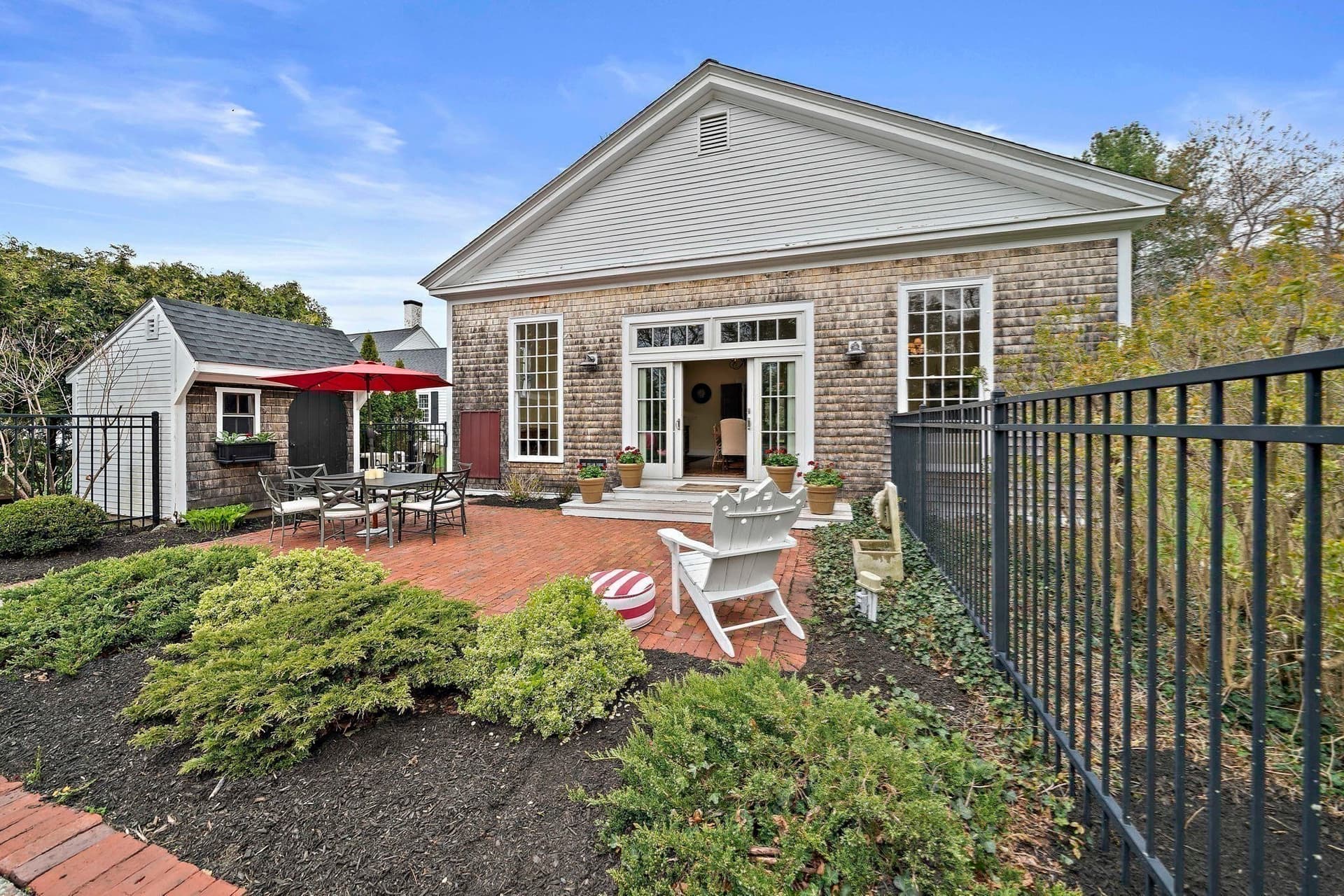 Single Family Residence at 599 Moraine St, Marshfield MA 02050, photo 31 of 41