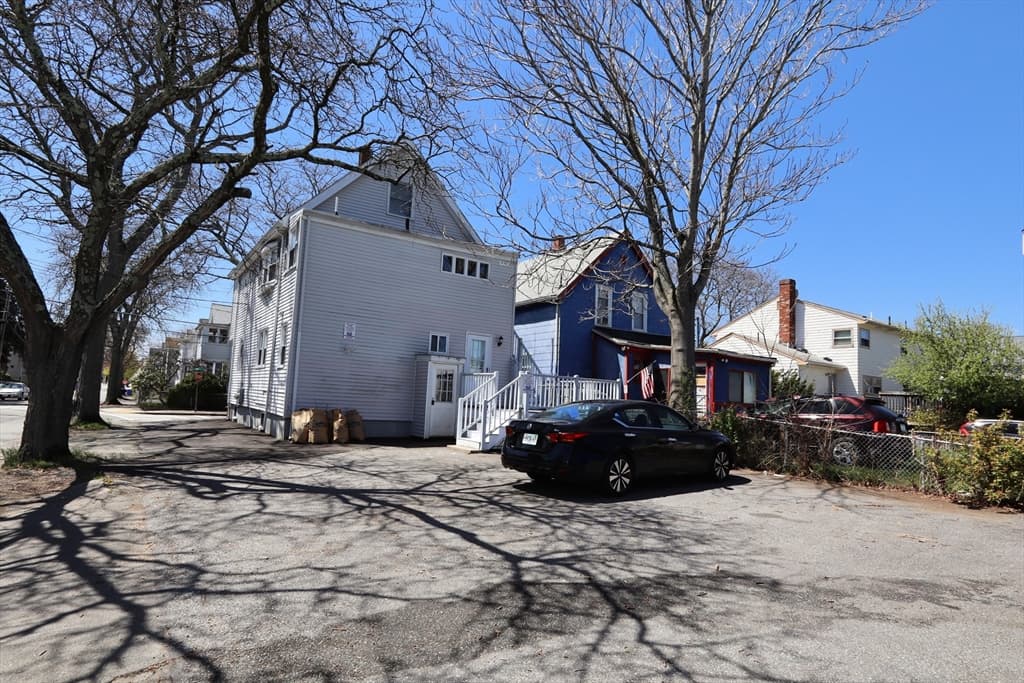 Multi Family at 140 Lyme St, Malden MA 02148, photo 2 of 10