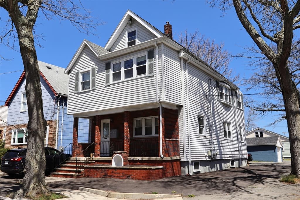 140 Lyme St, Malden MA 02148