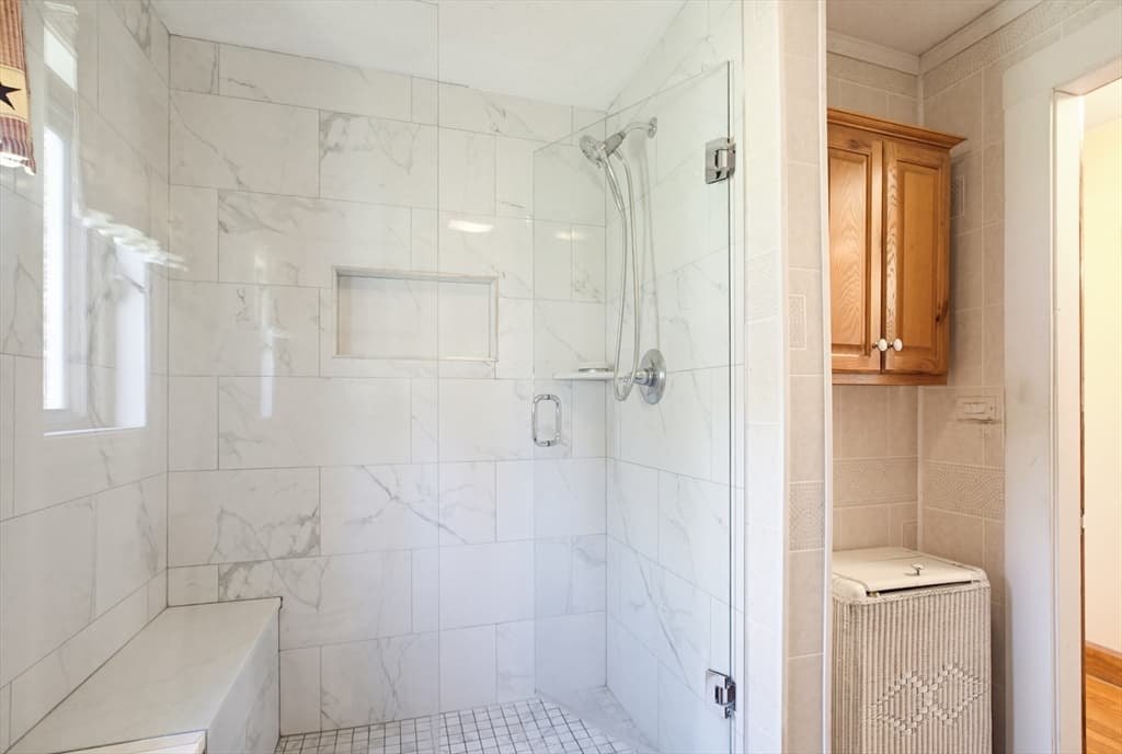 136 Chapel St, Gardner MA 01440 photo 16