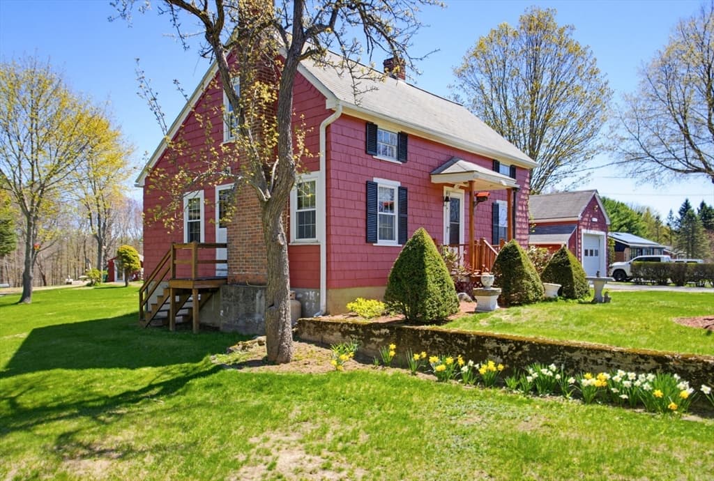 136 Chapel St, Gardner MA 01440 photo 26